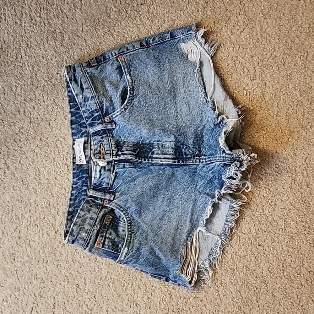 Zara denim cut off shorts